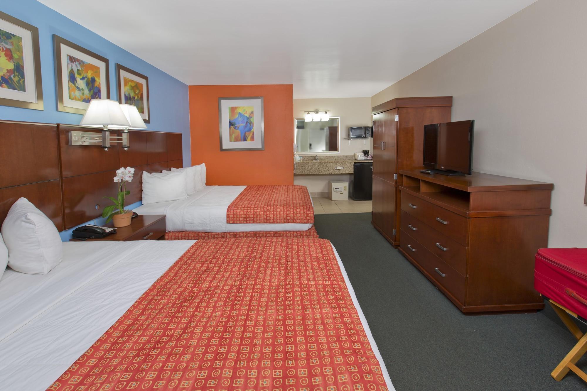Hotel Ramada By Wyndham Flamingo Water Park Kissimmee Esterno foto