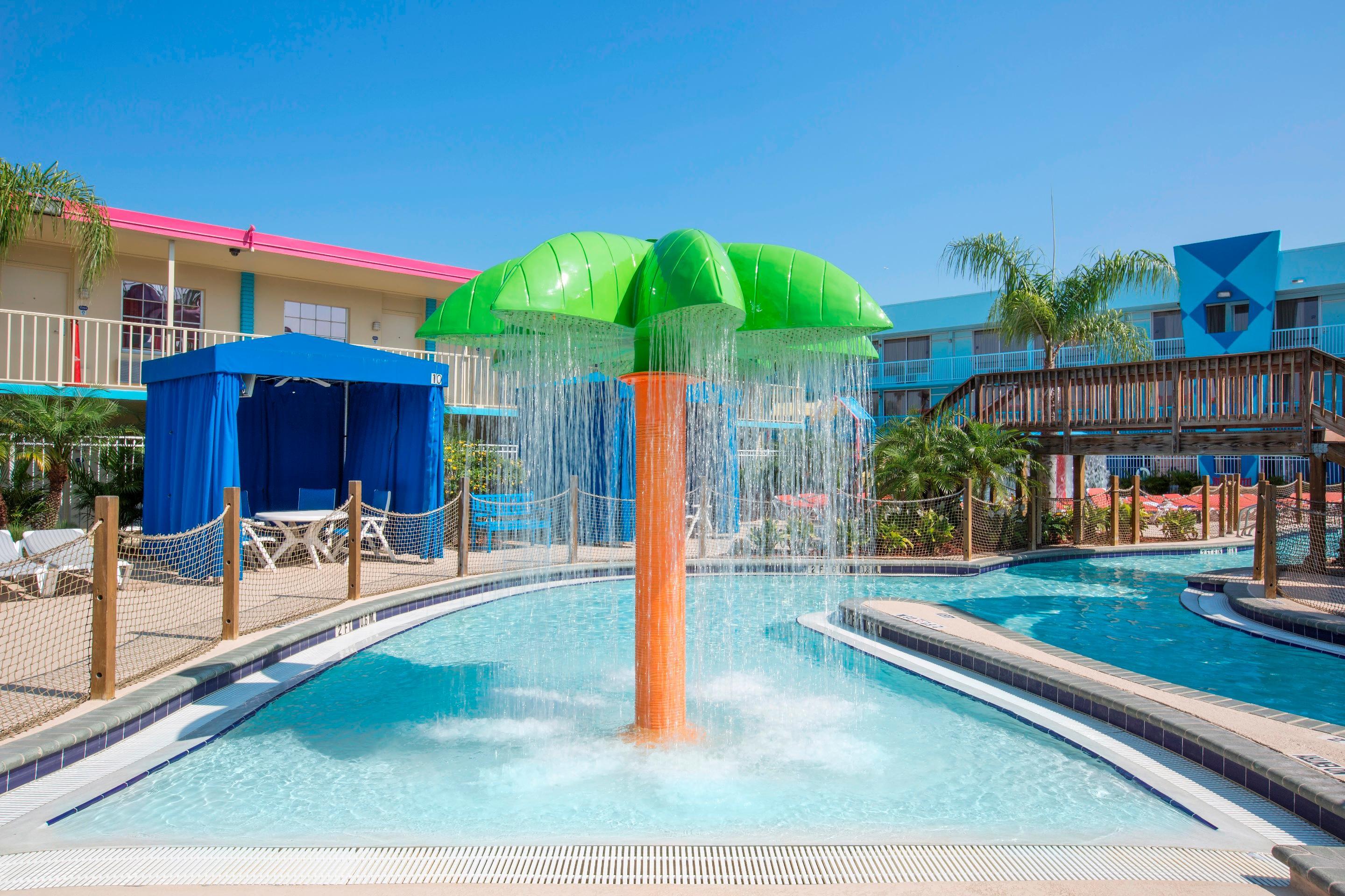 Hotel Ramada By Wyndham Flamingo Water Park Kissimmee Esterno foto