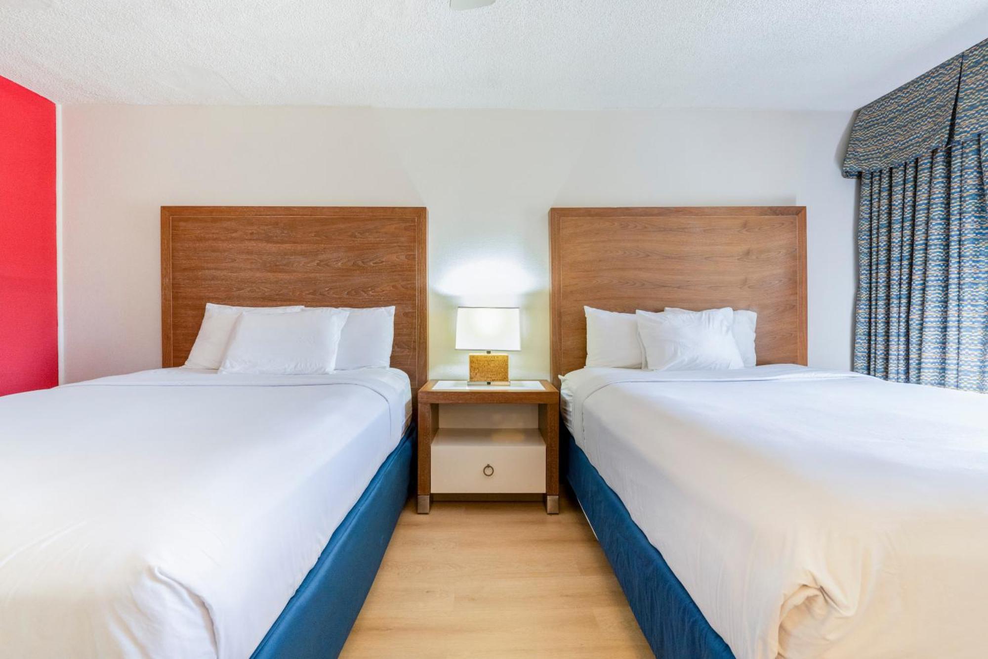 Hotel Ramada By Wyndham Flamingo Water Park Kissimmee Esterno foto