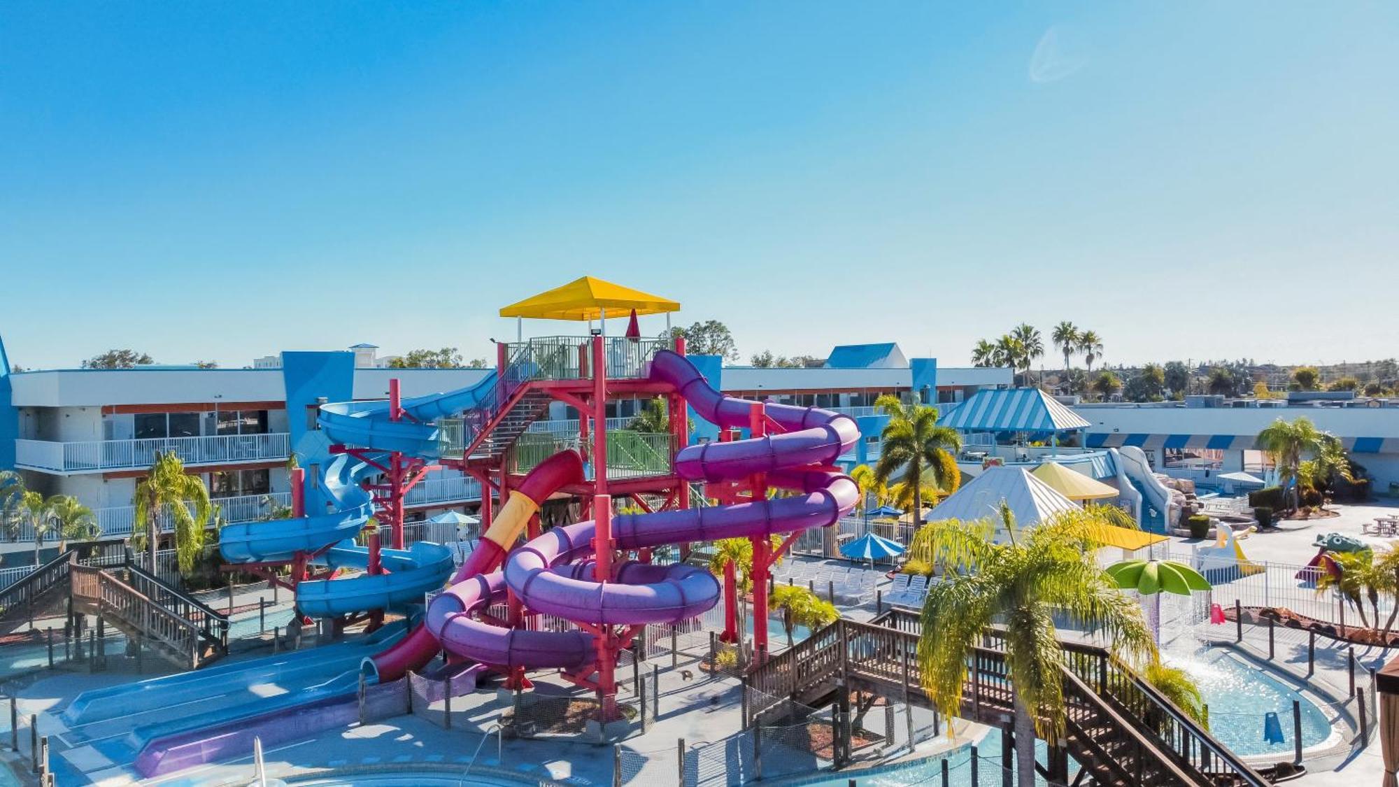 Hotel Ramada By Wyndham Flamingo Water Park Kissimmee Esterno foto